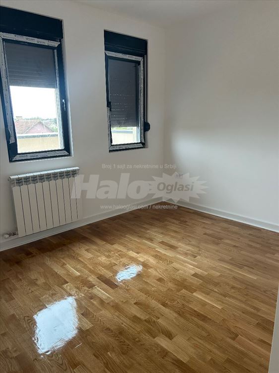Dvoiposoban stan 75m2, Batajnica centar — 7