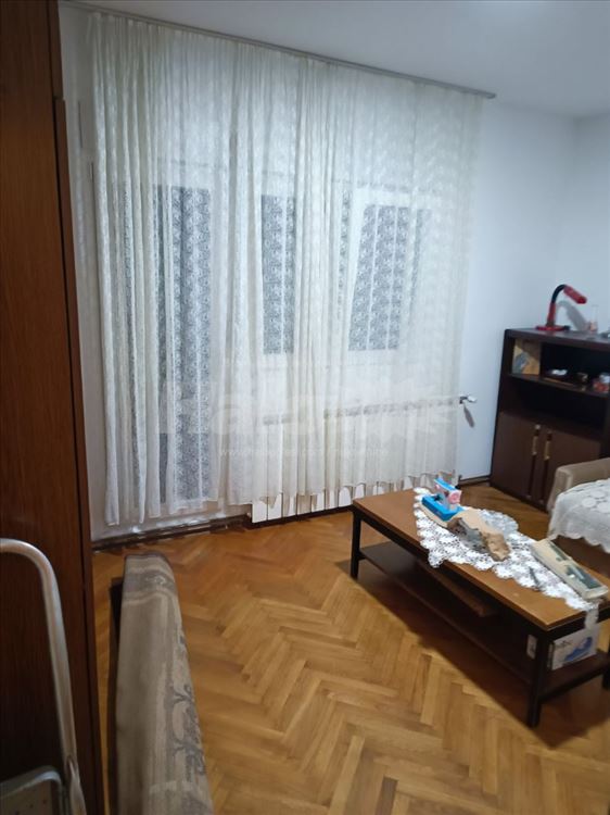 Dvoiposoban stan na Ceraku sa garaznim mestom — 2