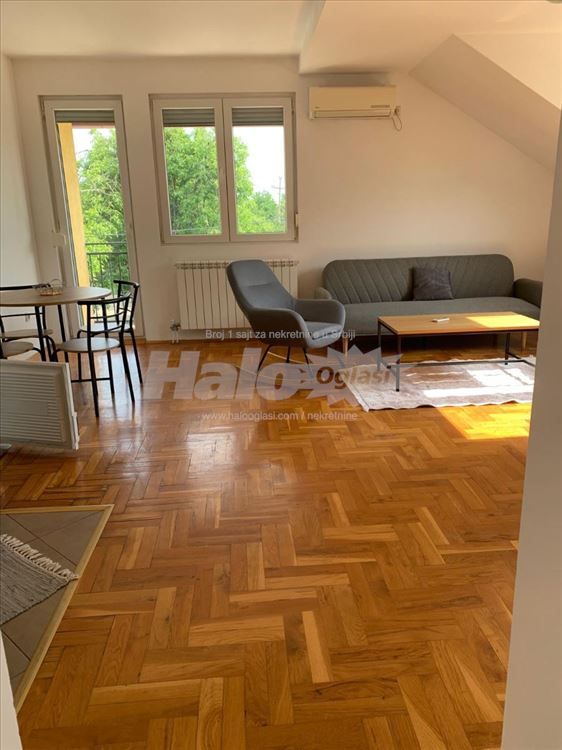 Dvoiposoban stan, na Ledinama, sa stvarima — 8