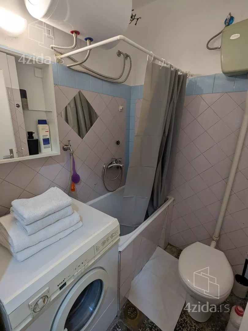Dvoiposoban stan na prodaju, Žarka Vukovića-Pucara 13, 170.000€, 47m² — 3