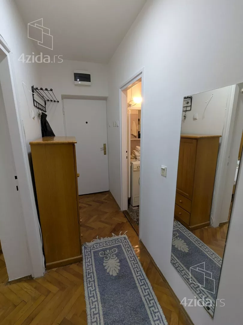 Dvoiposoban stan na prodaju, Žarka Vukovića-Pucara 13, 170.000€, 47m² — 5