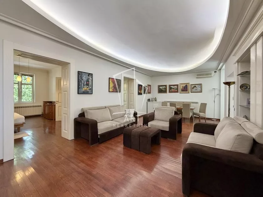 Dvoiposoban stan na prodaju, Bulevar Kralja Aleksandra 98, 370.000€, 69m² — 3