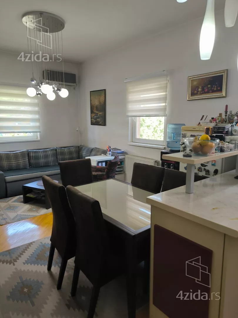 Dvoiposoban stan na prodaju, Kneževačka, 150.000€, 56m² — 5