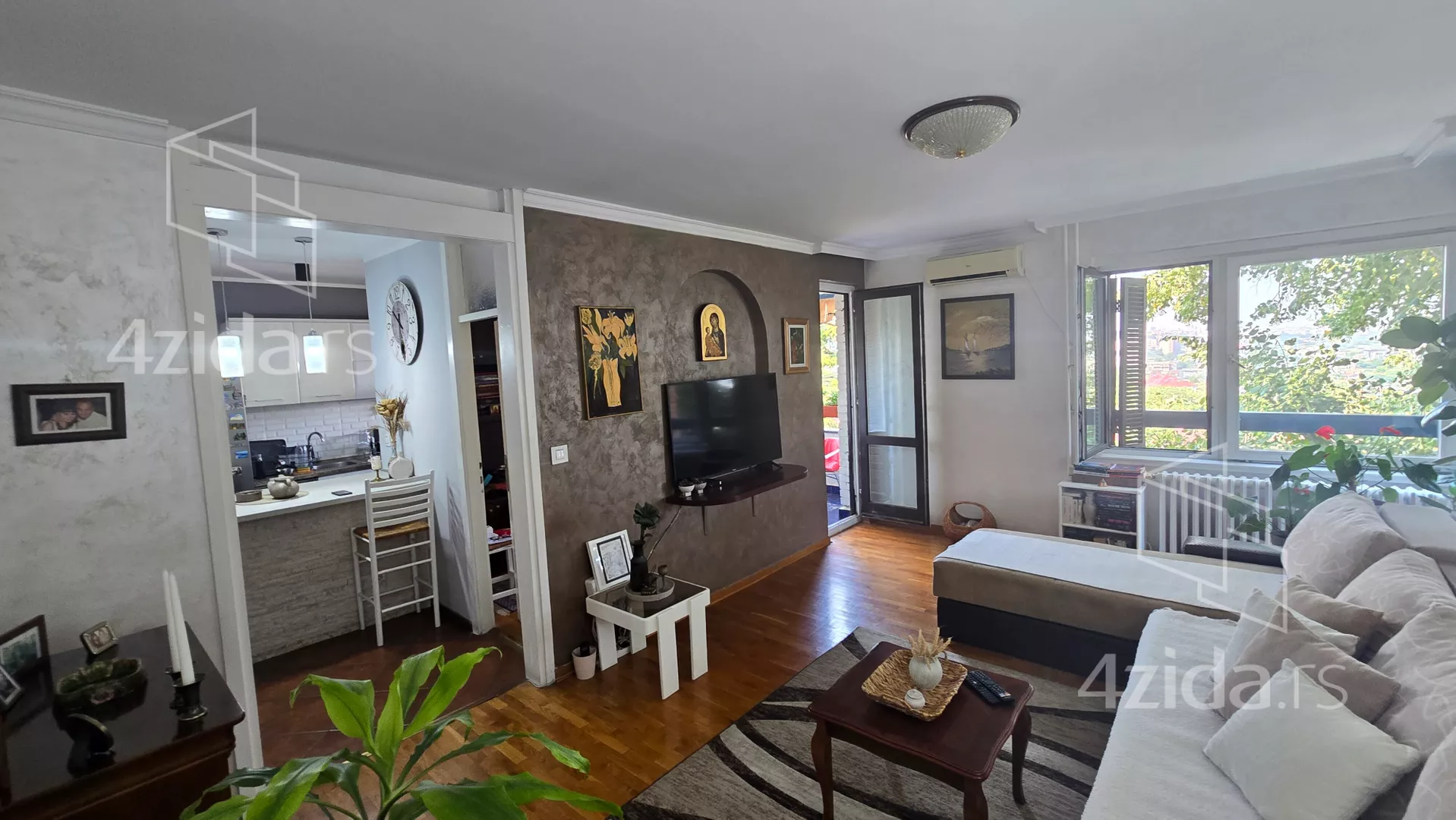 Dvoiposoban stan na prodaju, Višnjički Venac 3, 225.000€, 72m² — 4