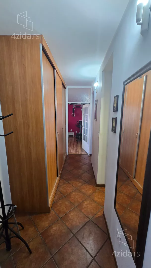 Dvoiposoban stan na prodaju, Višnjički Venac 3, 225.000€, 72m² — 11