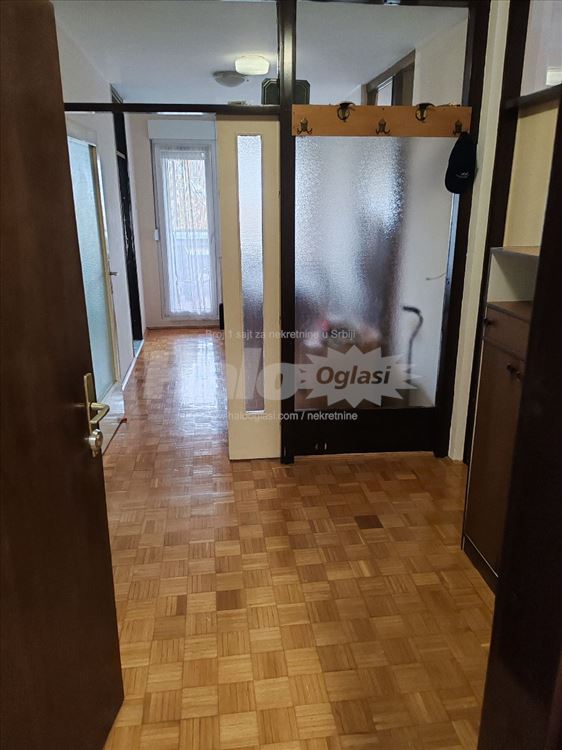 Dvoiposoban stan u Žarkovu, ODLIČNA lokacija — 2