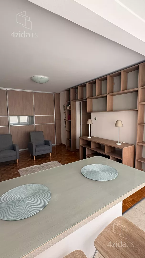 Dvoiposoban stan za izdavanje, Braće Jerkovića 185, 550€, 55m² — 2