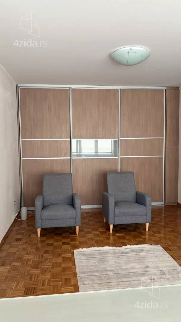 Dvoiposoban stan za izdavanje, Braće Jerkovića 185, 550€, 55m² — 4