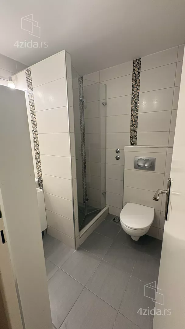 Dvoiposoban stan za izdavanje, Braće Jerkovića 185, 550€, 55m² — 10