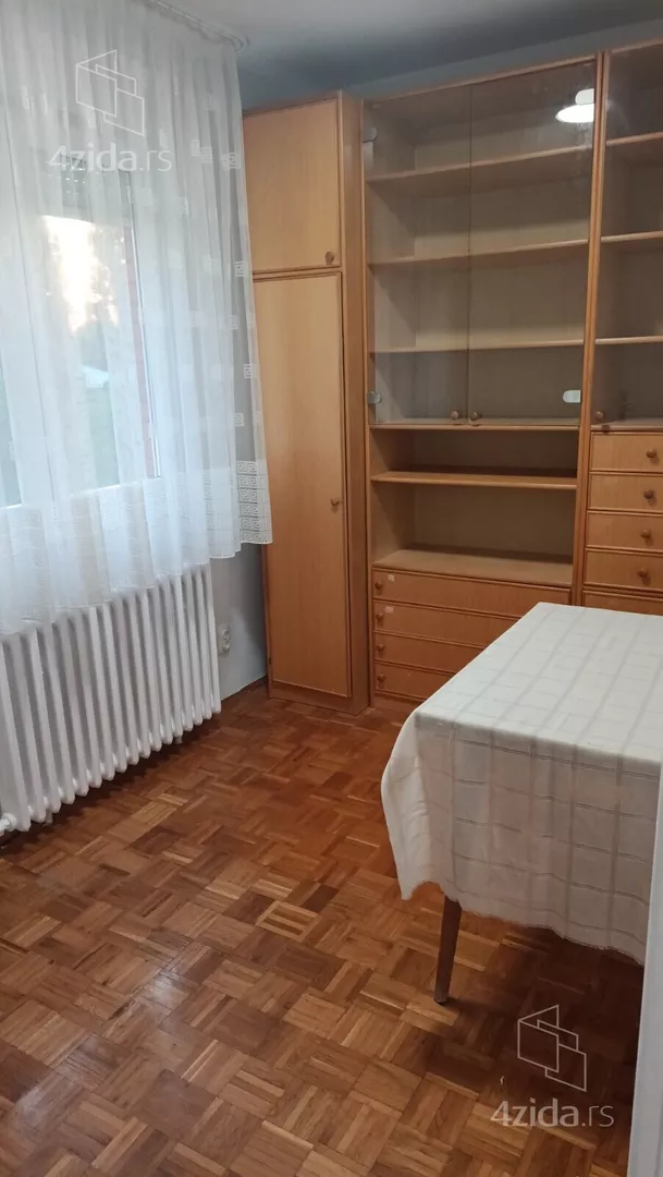Dvoiposoban stan za izdavanje, Bulevar Peka Dapčevića 58, 700€, 74m² — 3