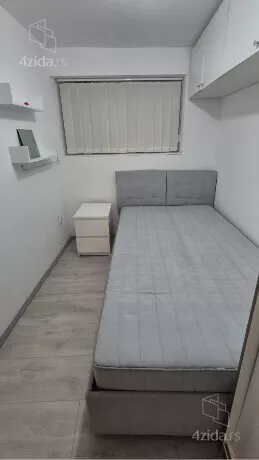 Dvoiposoban stan za izdavanje, Čelopečka, 570€, 33m² — 7