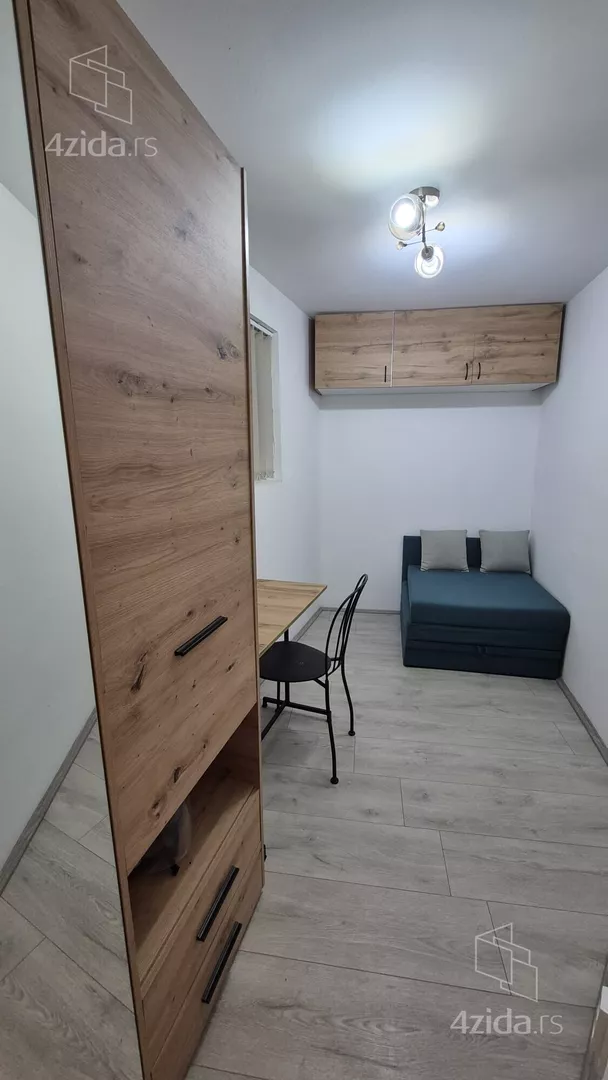 Dvoiposoban stan za izdavanje, Čelopečka, 570€, 33m² — 8