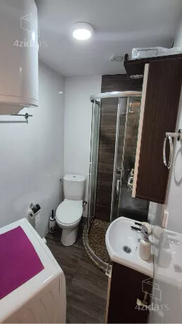 Dvoiposoban stan za izdavanje, Čelopečka, 570€, 33m² — 11