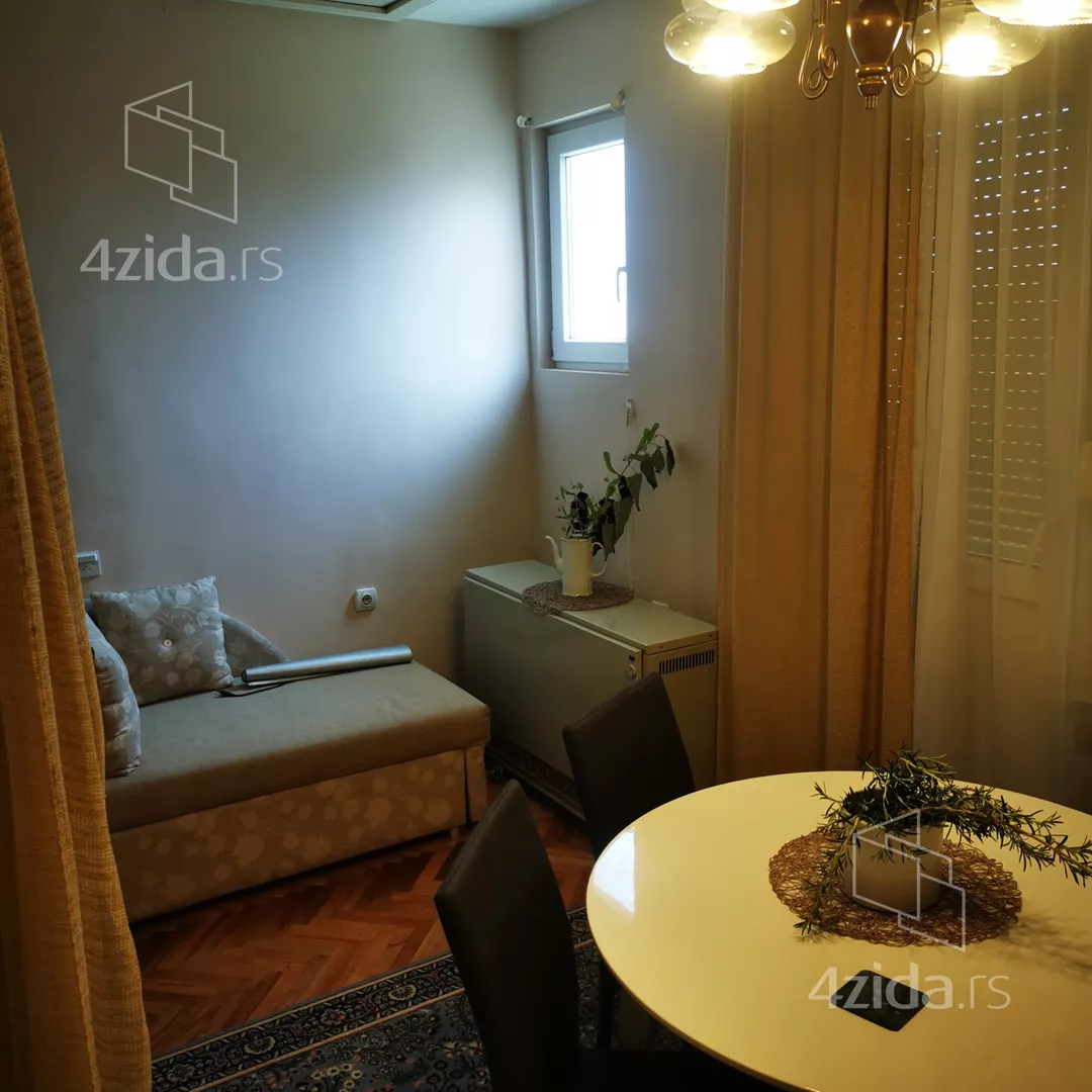 Dvoiposoban stan za izdavanje, Decembarska 13, 400€, 68m² — 8