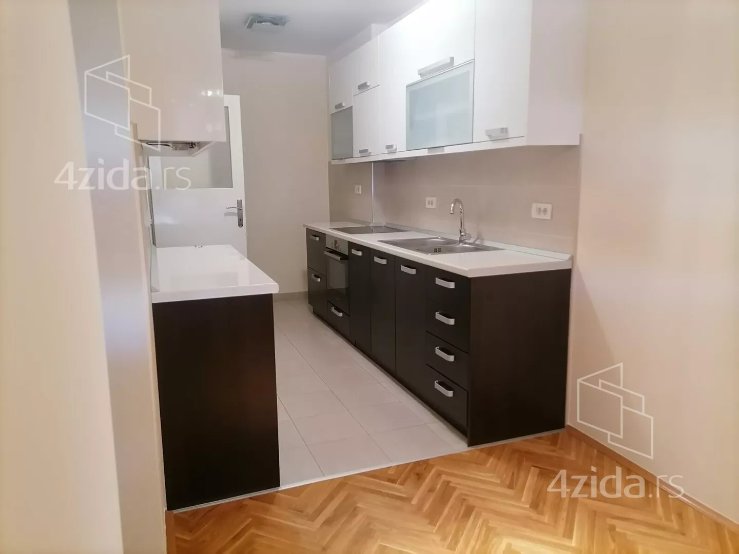 Dvoiposoban stan za izdavanje, Kanarevo Brdo, 600€, 60m² — 7