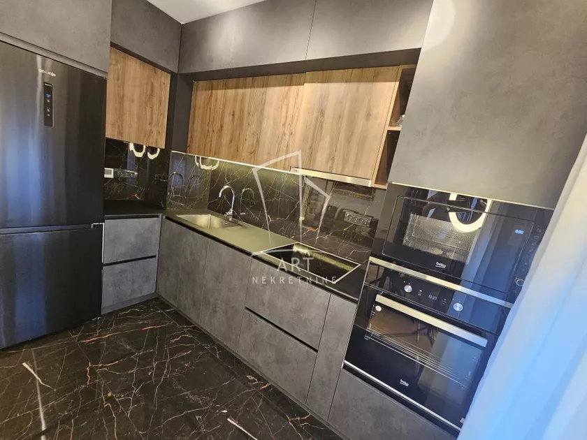 Dvoiposoban stan za izdavanje, Mažuranićeva 23, 620€, 53m² — 5