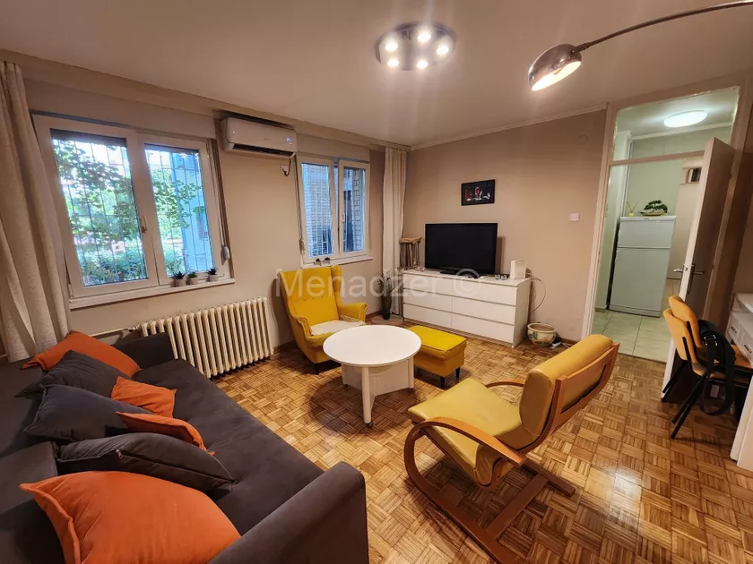 Dvoiposoban stan za izdavanje, Mike Alasa 52, 700€, 63m² — 2