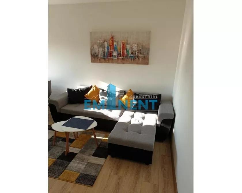 Dvoiposoban stan za izdavanje, Miroslava Tirša 3, 820€, 60m² — 2