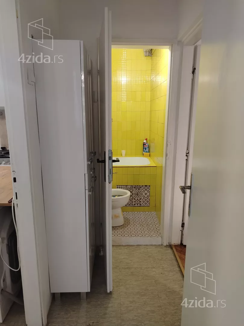 Dvoiposoban stan za izdavanje, Palmira Toljatija 30, 550€, 48m² — 13