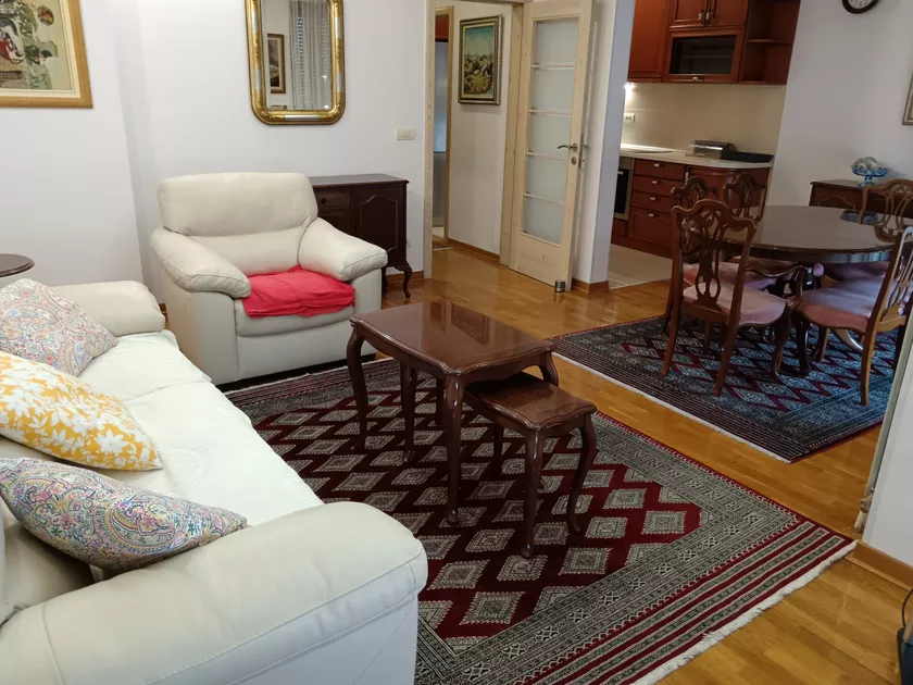 Dvoiposoban stan za izdavanje, Svetozara Markovića, 1.000€, 84m² — 2