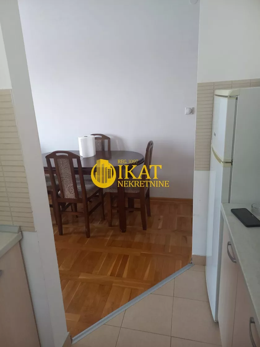 Dvoiposoban stan za izdavanje, Vitezova Karađorđeve Zvezde, 650€, 55m² — 3