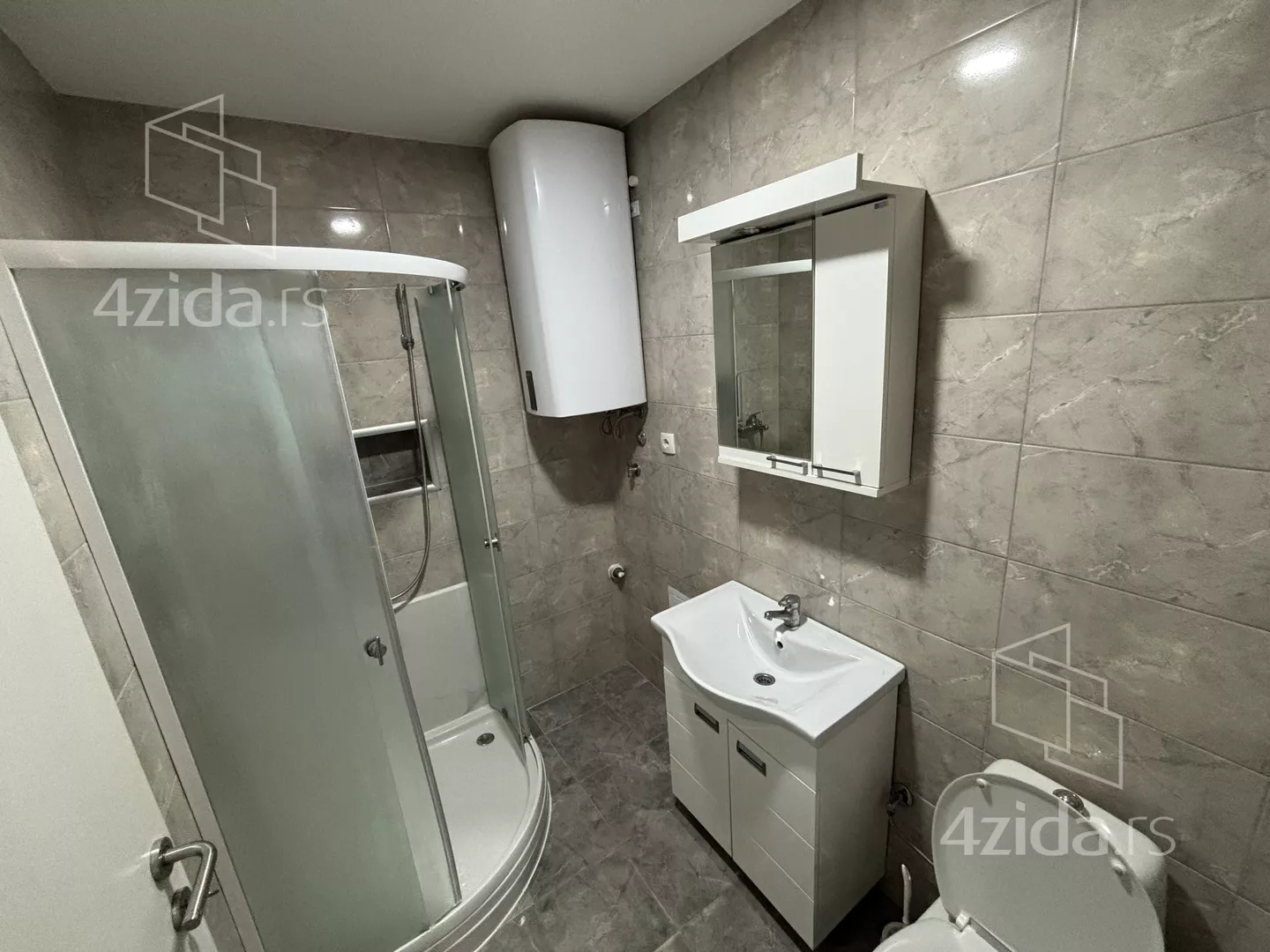 Dvoiposoban stan za izdavanje, Zmaja Ognjenog Vuka 3, 450€, 87m² — 11