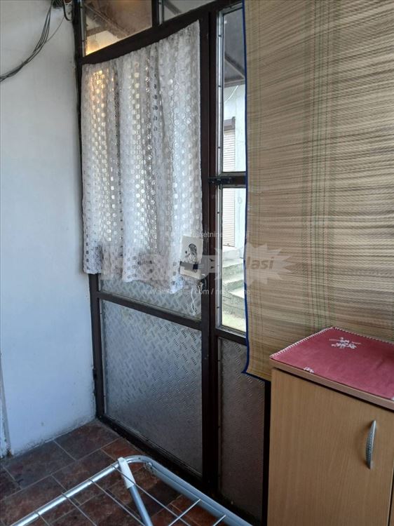Dvorišni stan,Klinički centar,Ste co 0617360208 — 3