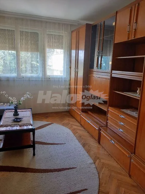 Dvosoban (63m2) namešten stan dajem u zakup — 6