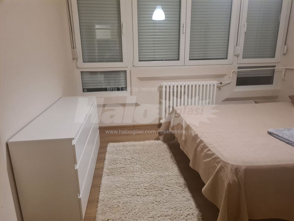 Dvosoban kompletno namesten stan Novi Beograd bl70 — 3