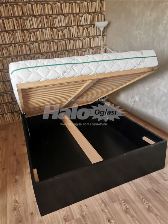 Dvosoban konforan stan 28 blok — 2