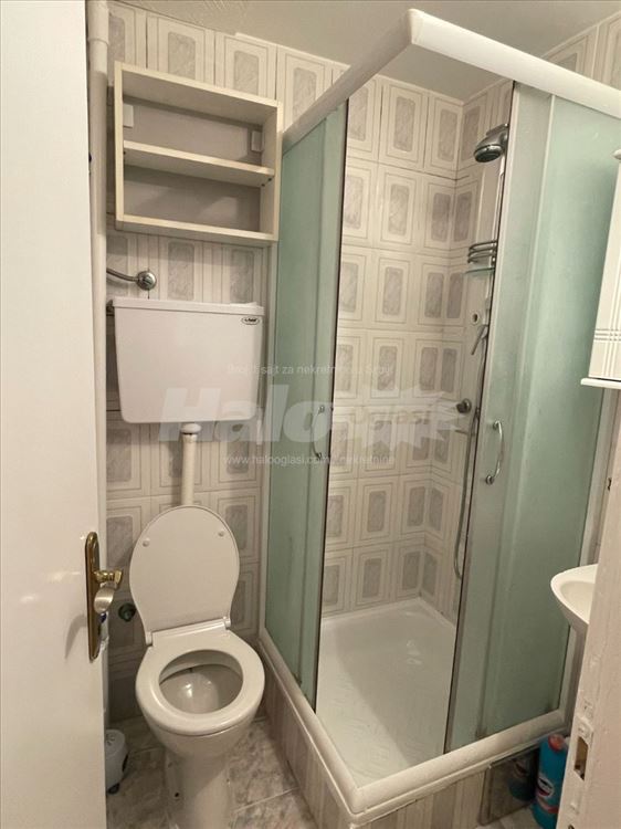 Dvosoban namešten renoviran stan Voždovac Jerković — 5