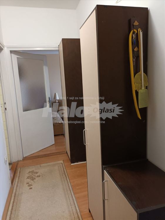 Dvosoban namešten stan Banovo Brdo — 5