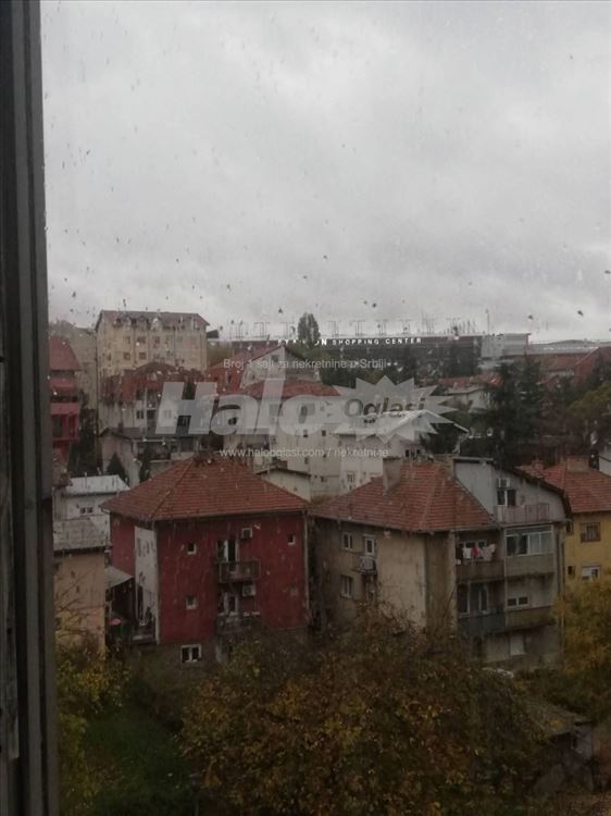 dvosoban odvoje sobe miran kraj na duze parking — 6