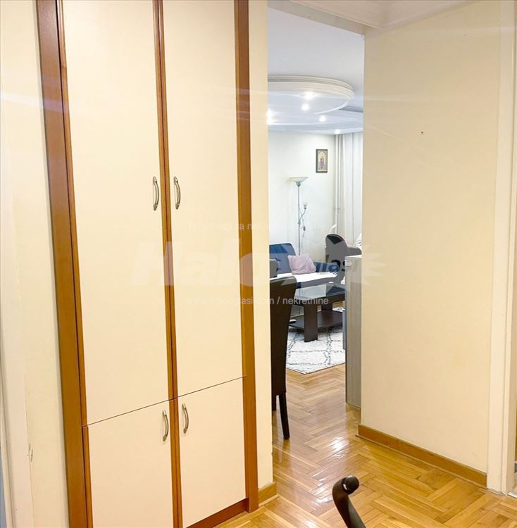 Dvosoban stan 47m², Voždovačka crkva, Vojvode Step — 2