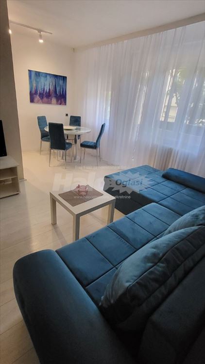 Dvosoban stan 50 m² – Palata pravde / Savski venac — 2
