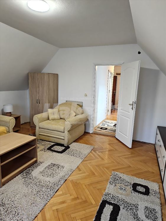 Dvosoban stan 50 m2, renoviran, namesten — 2