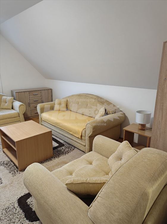 Dvosoban stan 50 m2, renoviran, namesten — 3