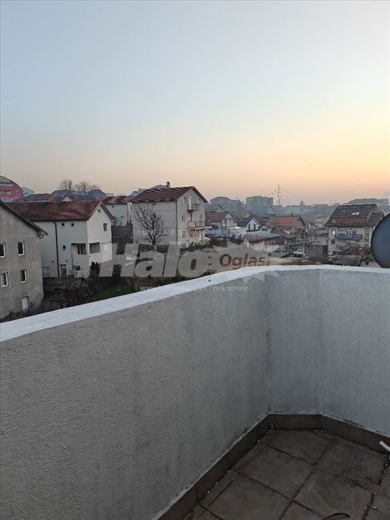 Dvosoban stan 50 m2, renoviran, namesten — 7
