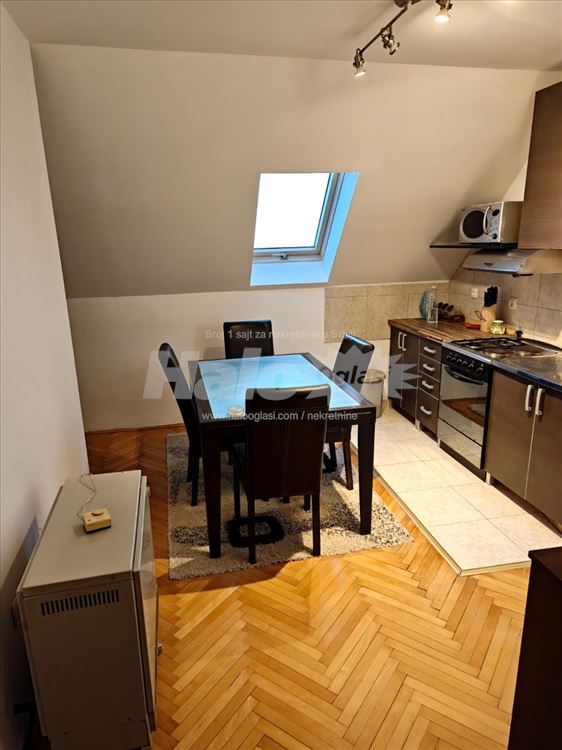 Dvosoban stan 50 m2, renoviran, namesten — 9