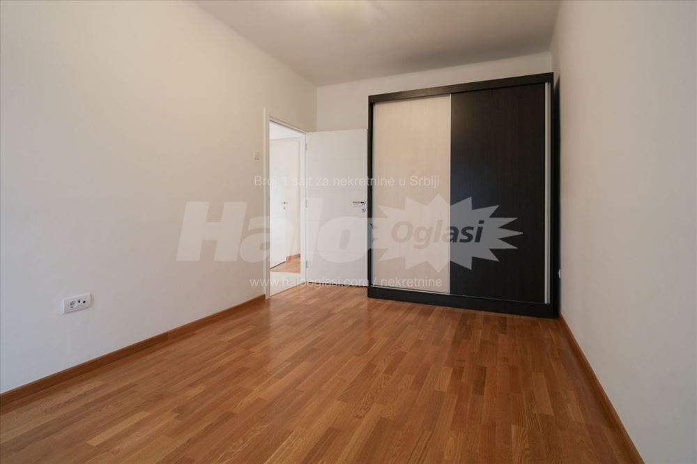 Dvosoban stan 58m2 Novi Beograd- full renoviran — 14
