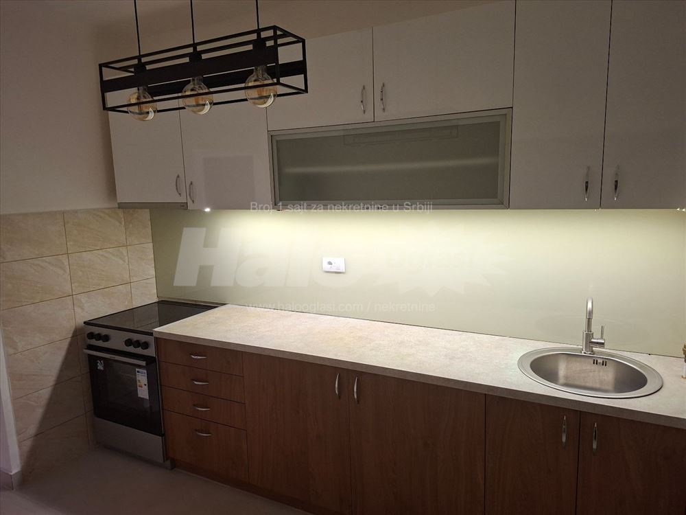 Dvosoban stan 58m2 Novi Beograd- full renoviran — 15