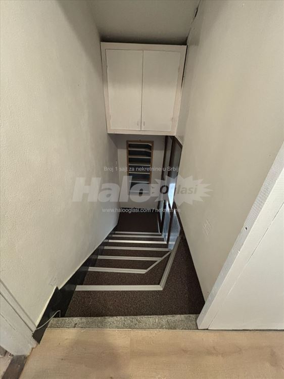 Dvosoban stan blizu Beo soping centra, Konjarnik — 2