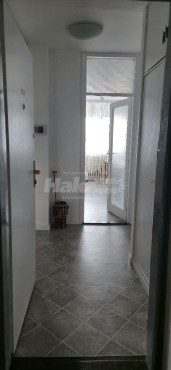 Dvosoban stan blok 33 kod Genexa renoviran — 2