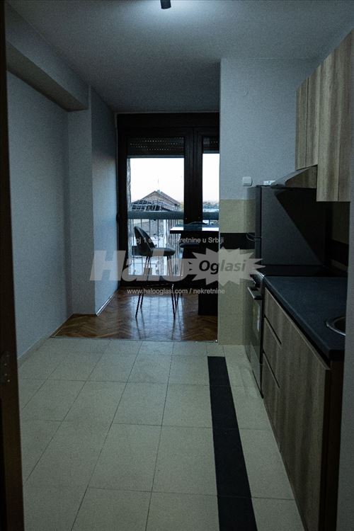 Dvosoban stan - Bulevar despota Stefana 75 m2 — 3