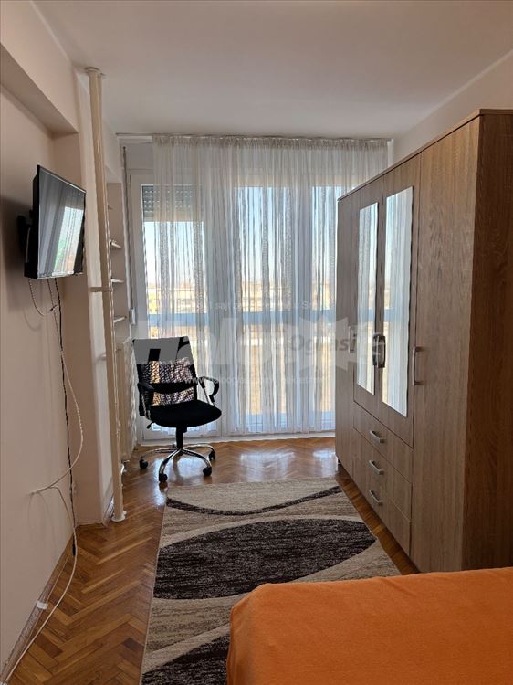 Dvosoban stan , Bulevar despota Stefana — 6