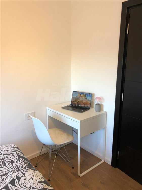 Dvosoban stan, Dorćol, 43m2, velika terasa — 7