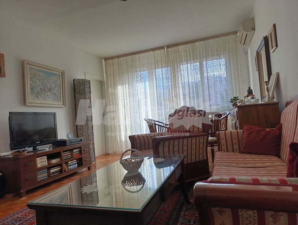 Dvosoban stan, Karaburma, Marijane Gregoran 64m2 — 3