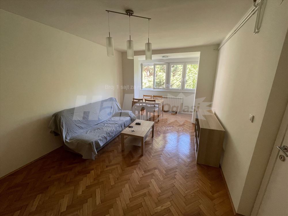 Dvosoban stan kod Gradske bolnice — 2