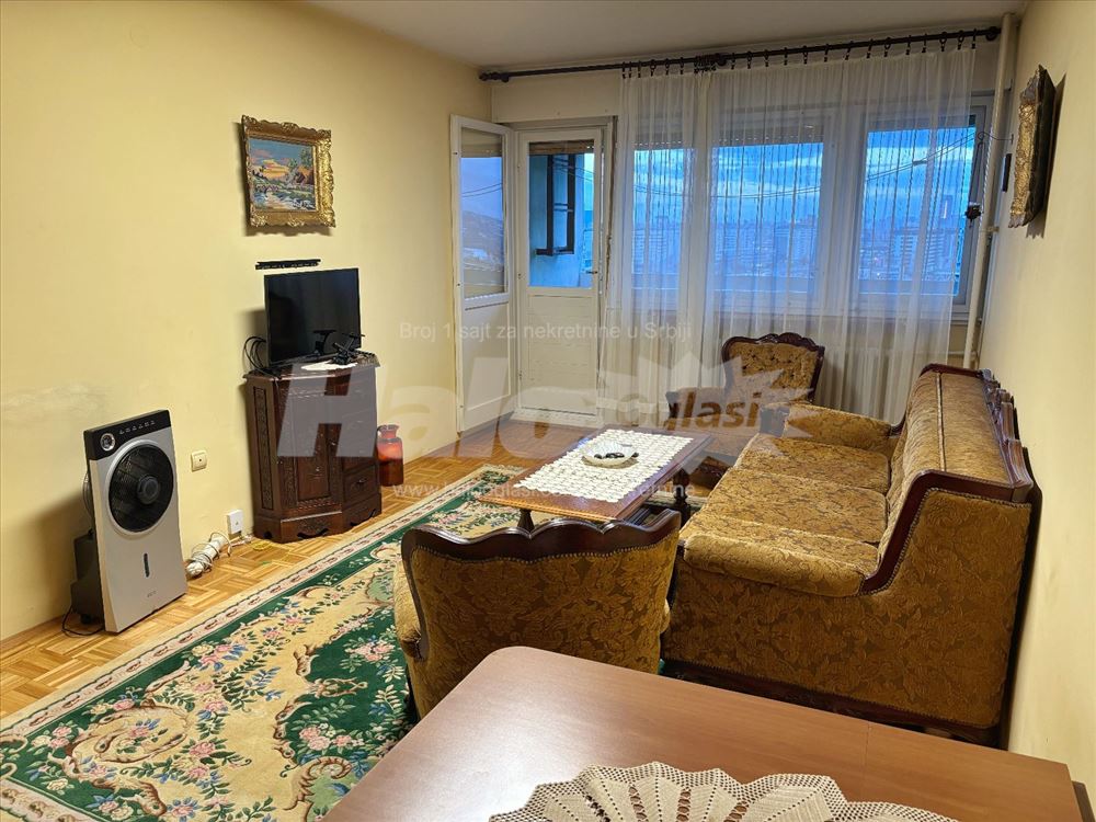 Dvosoban stan na Novom Beogradu — 2