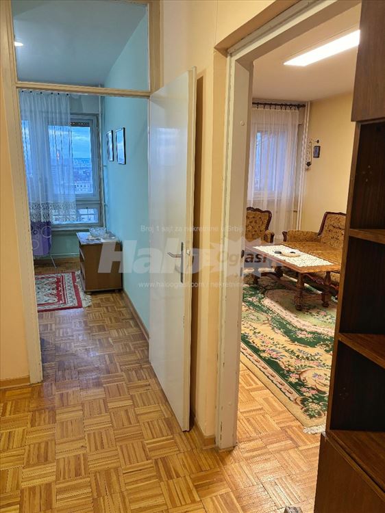Dvosoban stan na Novom Beogradu — 6